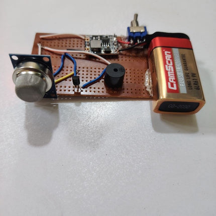Simple home gas and smoke detector project