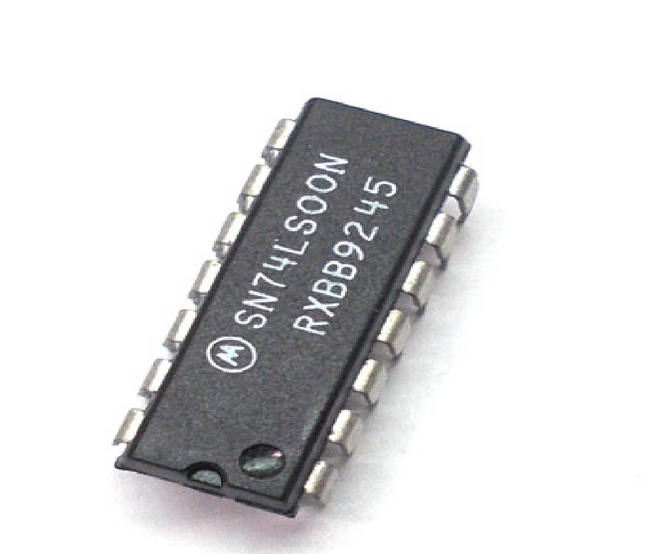 74LS00 (7400) Quad 2-Input NAND Gate IC DIP-14 #M40