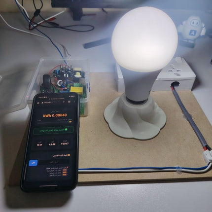 Smart Prepaid Energy Meter – ESP32 Electricity Monitor & Automated Control