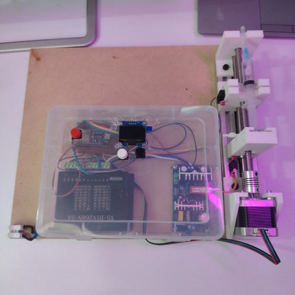 Smart Syringe Pump Pro ESP32 Web & OLED Controlled Linear Injector