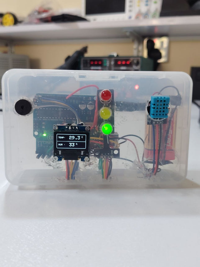 SkyTech Environment Monitor v1 Smart Sensor Kit with OLED & Traffic Light